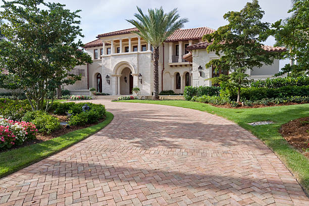 Reasons to Select Us for Your Driveway Paving Requirements in Bradenton, FL